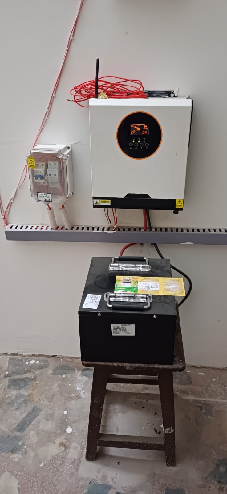 Off-grid inverter with lithium battery pack and ACDB protection box
